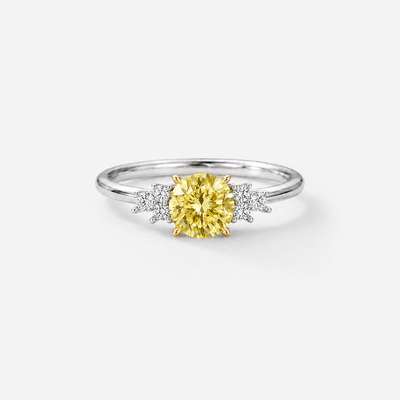 CINDERELLA Fancy Light Yellow Round Verlobungsring mit sechs weissen Seitenbrillanten, Platin-Ringschiene und 18k Gelbgold-Krappen